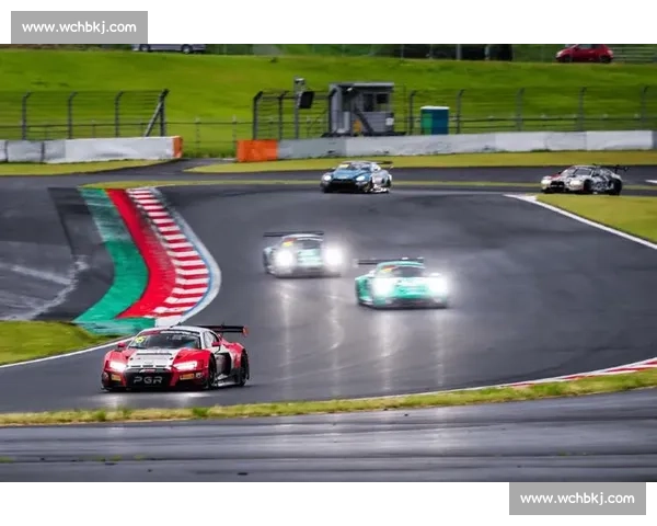 今晚八点，XX赛车秀直播，带你走进赛车世界的奇妙之旅！